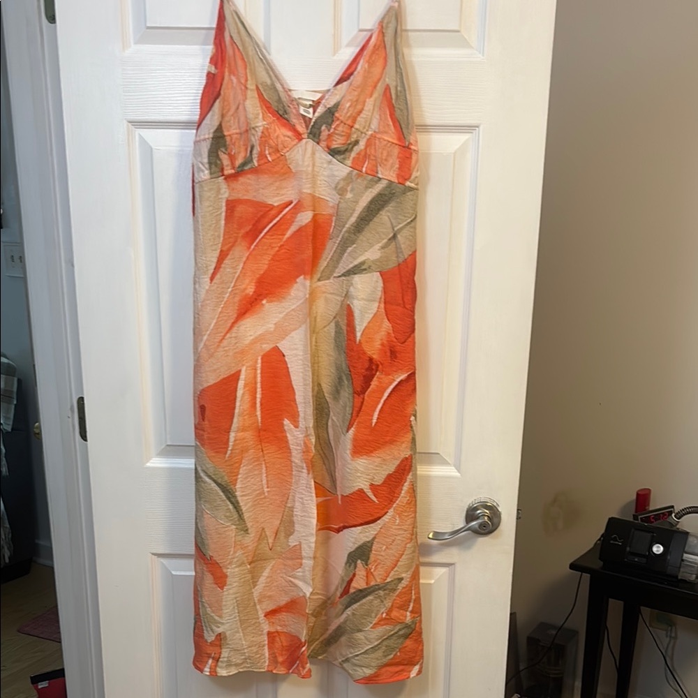 4 for $20 Vibrant Orange and Green Dress size Small.